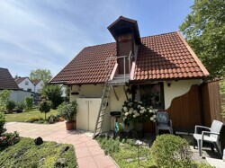 Außenansicht Garage mit ausgebautem DG