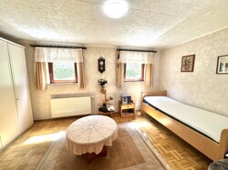 Schlafzimmer UG
