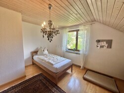 Schlafzimmer DG 