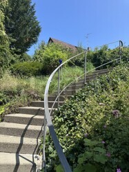 Treppe zum Hauseingang