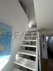Aufgang ins Studio