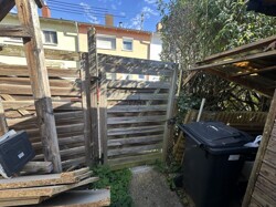 Zugang von hinten zum Garten