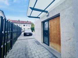 Außeneingangsbereich