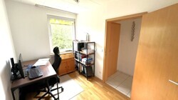 Büro/Kinderzimmer