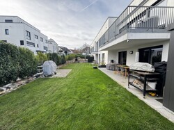 Terrasse mit Garten