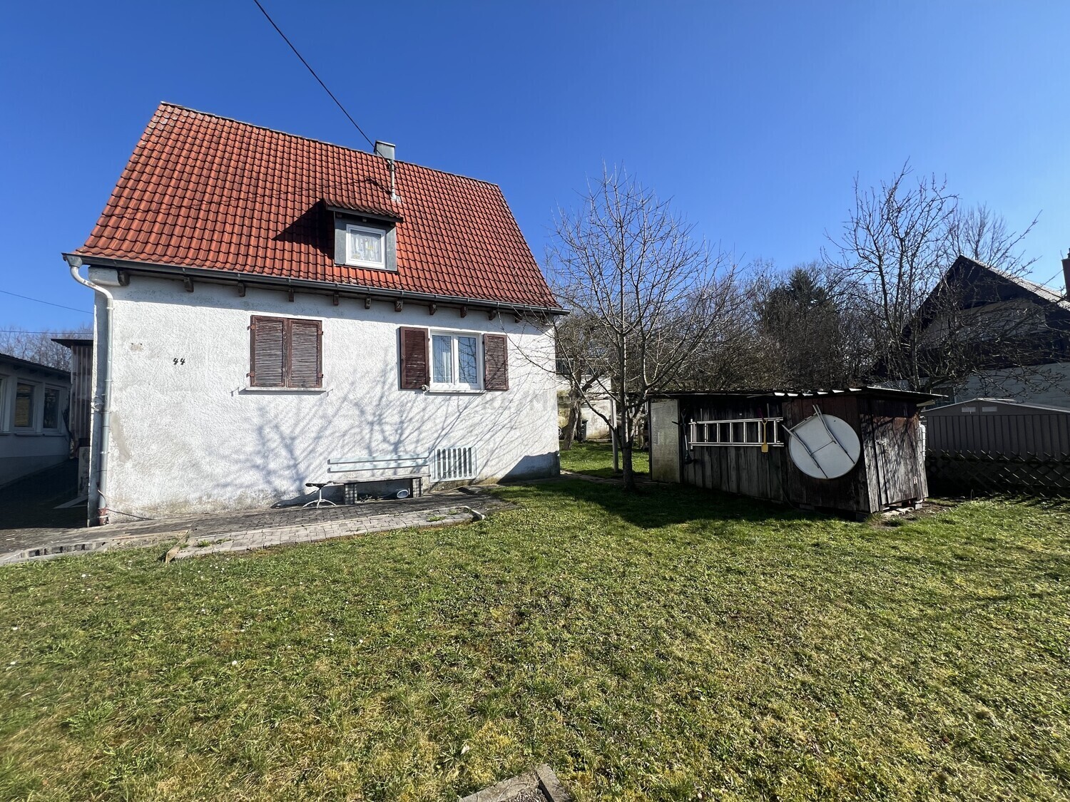 Außenansicht und Garten