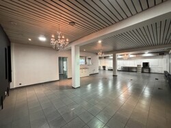 Ausstellungs-/ Verkaufsfläche