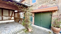 Innenhof Garage