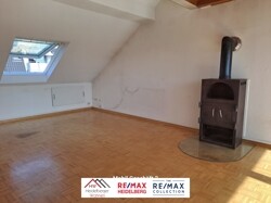 Wohnzimmer  mit Kamin -Möglichkeit !
