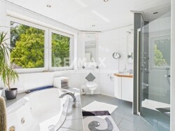 Badezimmer EG
