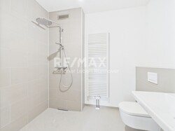 Badezimmer 1