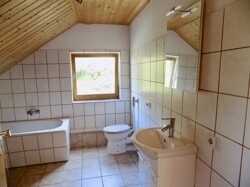 Badezimmer DG