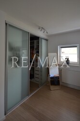 OG Ankleide begehbar