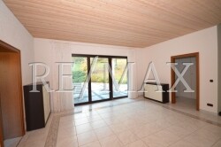 Schlafen EG mit Ankleide