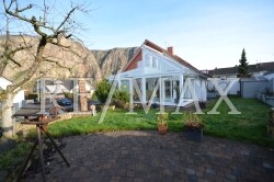 Garten mit Grillplatz