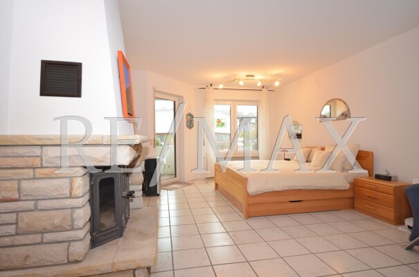 Wohnzimmer + Kamin