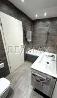 Bad_mit_Badewanne