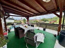 Terrasse überdacht