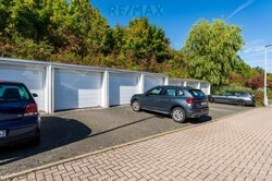 Garage & Stellplatz