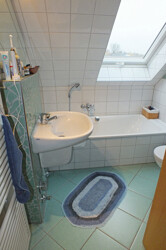 Bad mit Wanne+Dusche