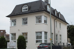  Geschäftshaus (2)
