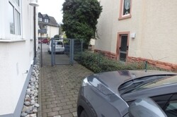 3 Außenstellplätze
