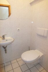 Gäste-WC EG