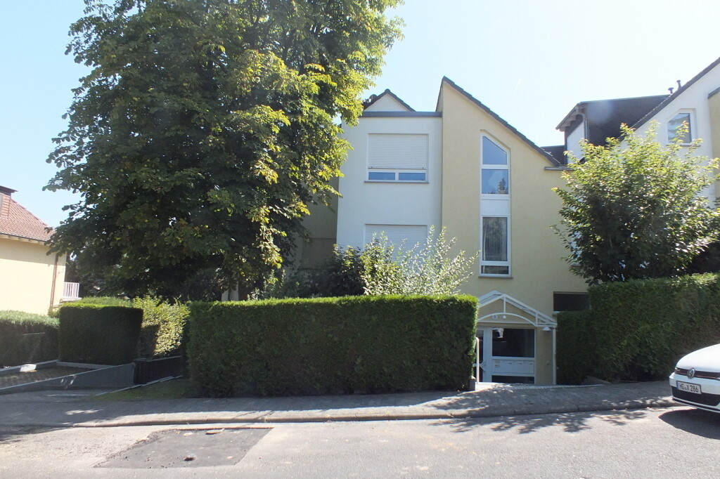 2 komplette Geschosse im Haus (OG+DG)