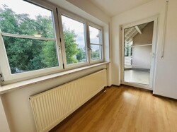 Schlafzimmer (2)