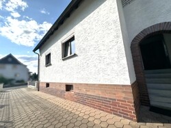 Haus 1 Einfahrt