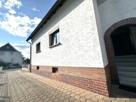Haus 1 Einfahrt