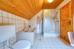 Badezimmer DG