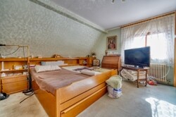 Schlafzimmer DG
