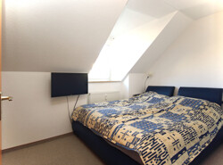 Einrichtungsbeispiel Zimmer untere Ebene