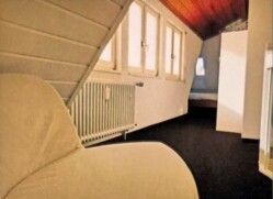 Blick auf Schlafzimmer DG