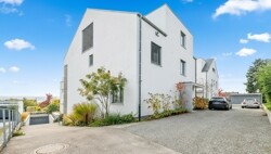 b7d92108-c6f7-4c7a-acd3-c4878e1fa20c