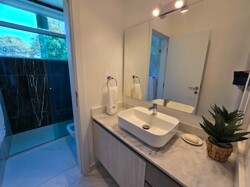 Badezimmer (Suite)