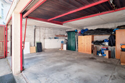 Dreifachgarage