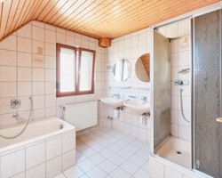 Badezimmer OG