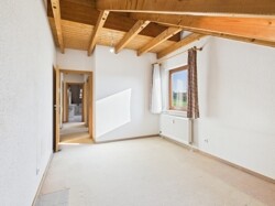 Arbeits-/Kinderzimmer