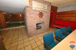 UG Kamin und Pool