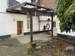 Terrasse EG links