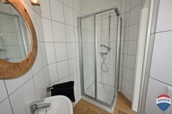 Bad Gast 1