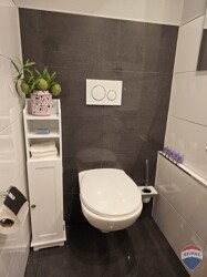 WC im EG