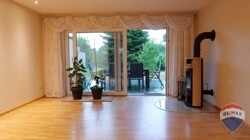Wohnzimmer 64a