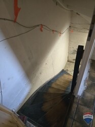 Kellertreppe