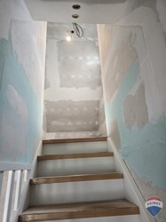 Treppe zum Speicher