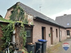 seitliche Außenaufnahme
