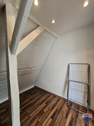 Ankleide Einliegerwohnung DG