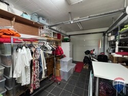 Durchgang Garage